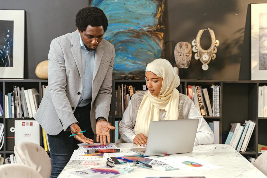 Small Business Hiring Trends: Caution Amidst Economic&nbsp;Uncertainty